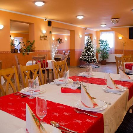 Arany Patko Panzio Hotel Debrecen Ngoại thất bức ảnh