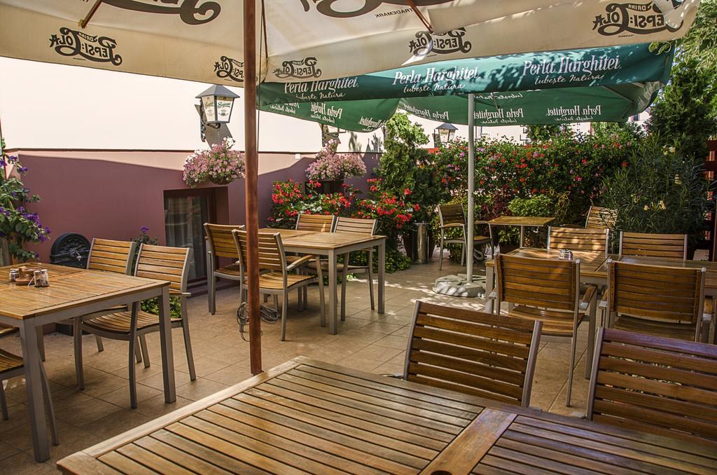 Arany Patko Panzio Hotel Debrecen Ngoại thất bức ảnh