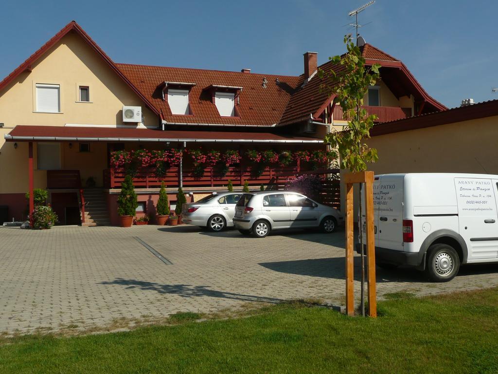 Arany Patko Panzio Hotel Debrecen Ngoại thất bức ảnh