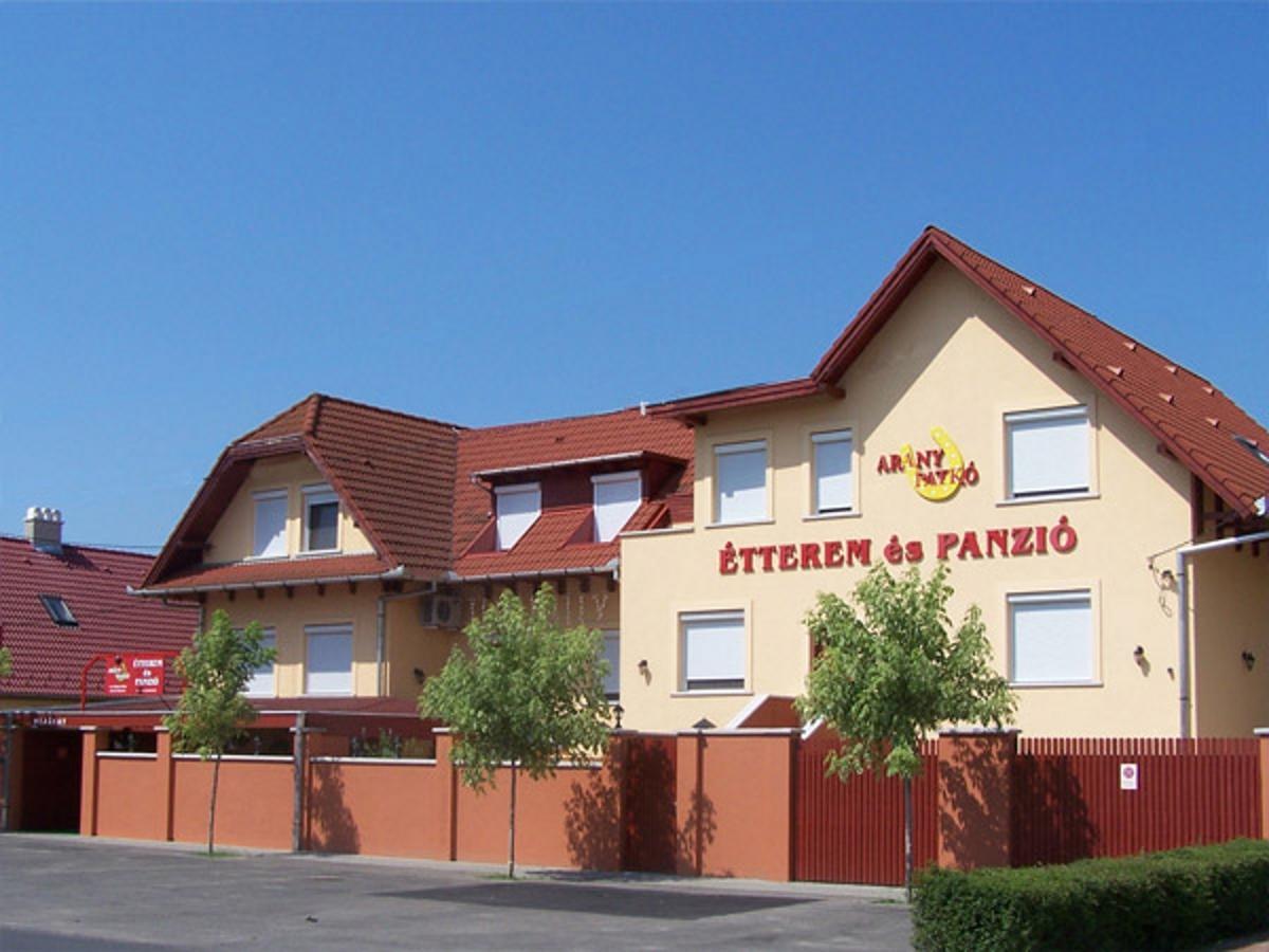 Arany Patko Panzio Hotel Debrecen Ngoại thất bức ảnh